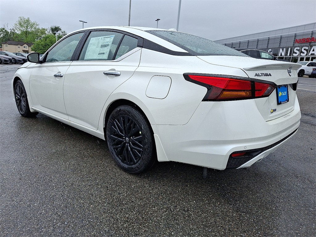 2025 Nissan Altima 2.5 SV - Photo 3