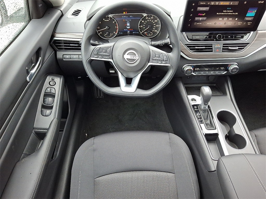 2025 Nissan Altima 2.5 SV - Photo 7