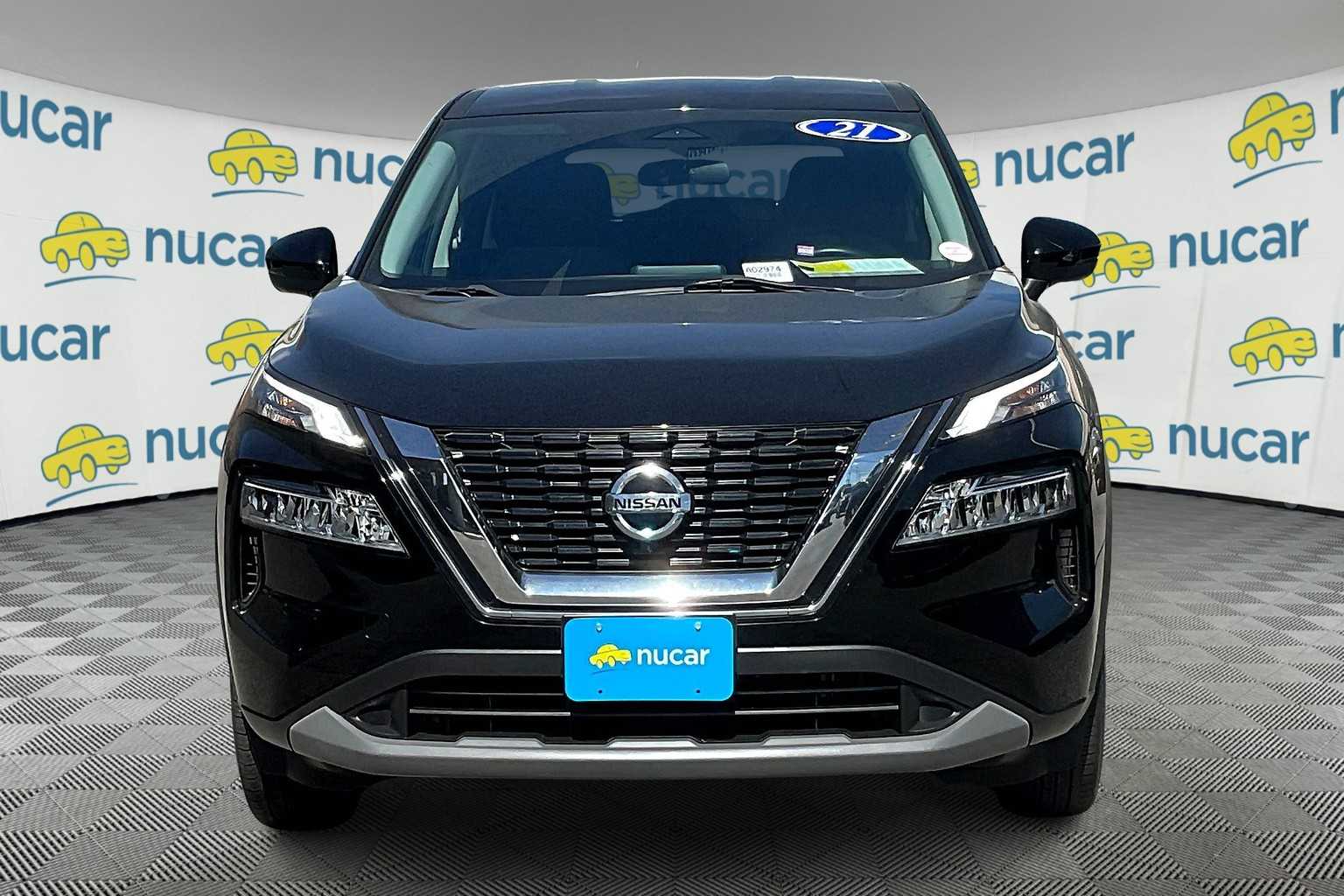 2021 Nissan Rogue SV - Photo 2