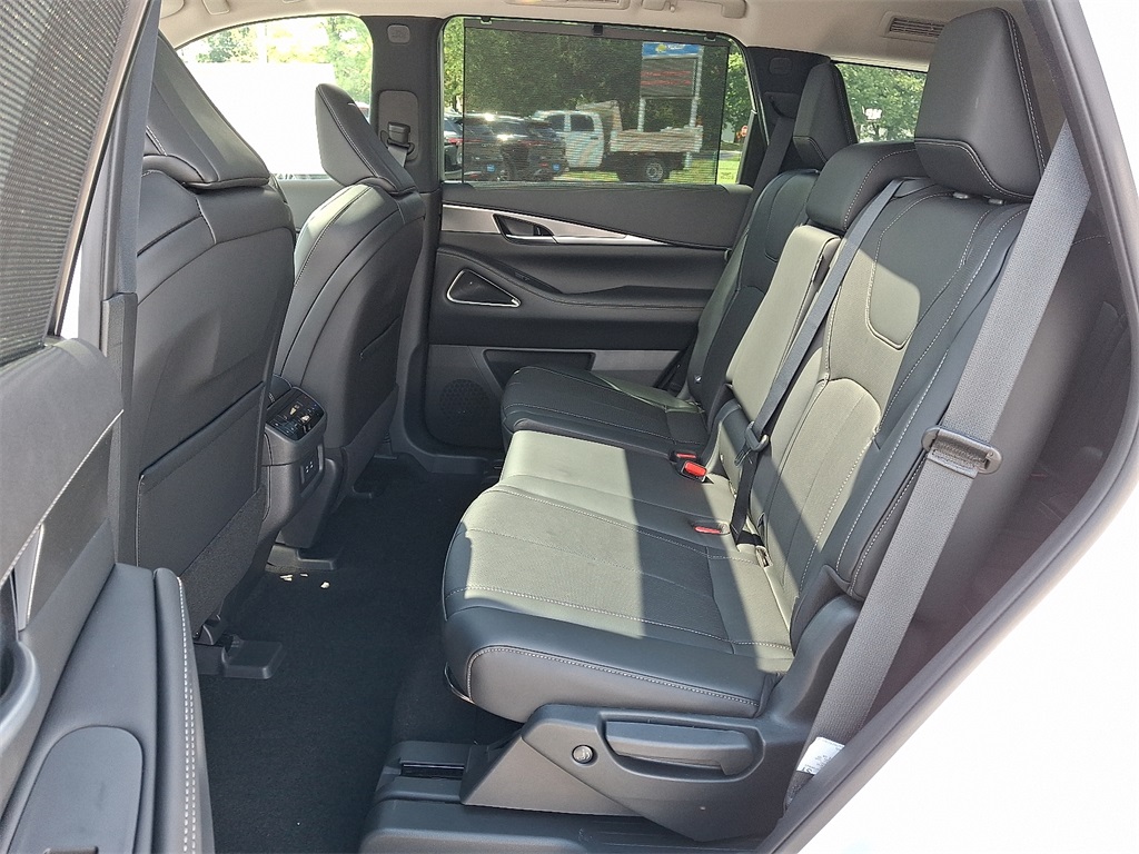 2026 INFINITI QX60 LUXE - Photo 6