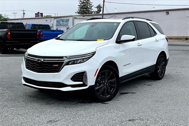 2022 Chevrolet Equinox RS - Photo 2