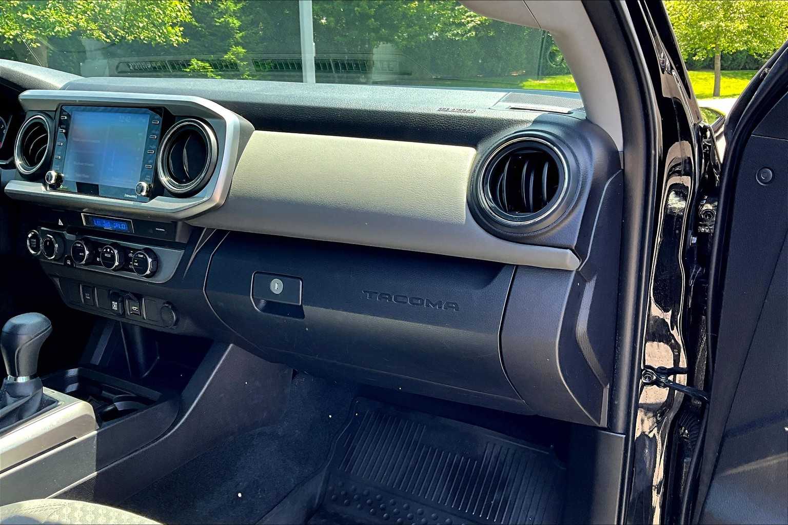 2023 Toyota Tacoma SR5 - Photo 13