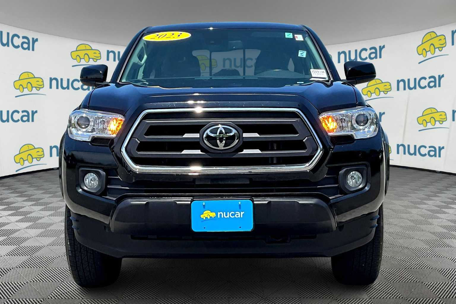 2023 Toyota Tacoma SR5 - Photo 2