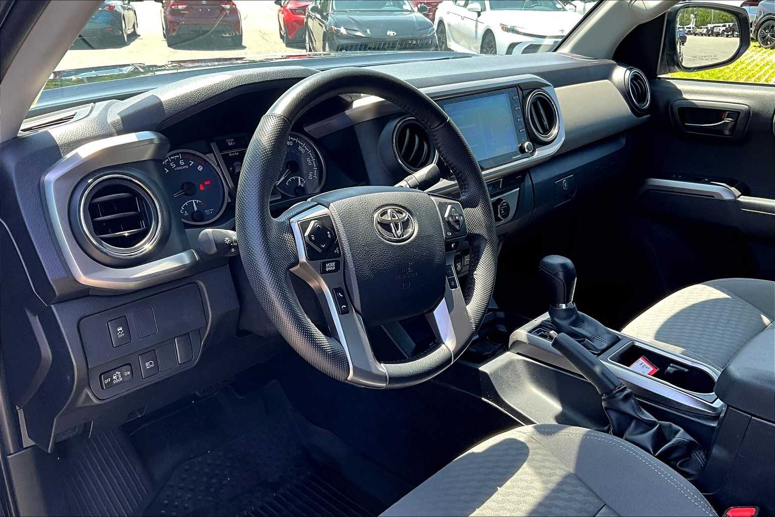 2023 Toyota Tacoma SR5 - Photo 8