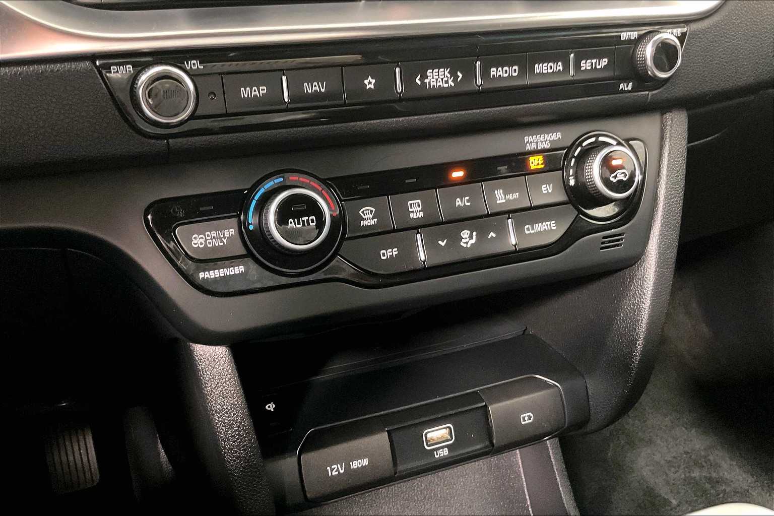 2022 Kia Niro EV EX - Photo 25