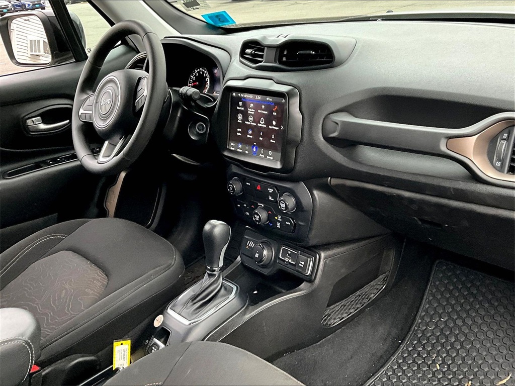 2023 Jeep Renegade  - Photo 14