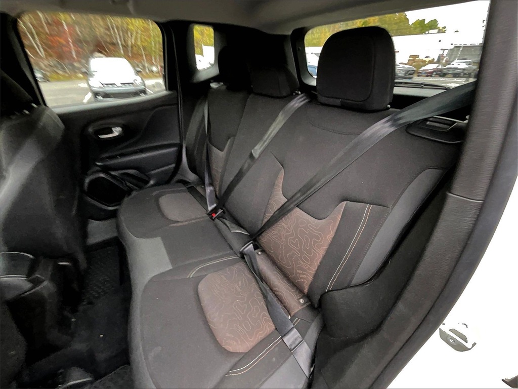 2023 Jeep Renegade  - Photo 15