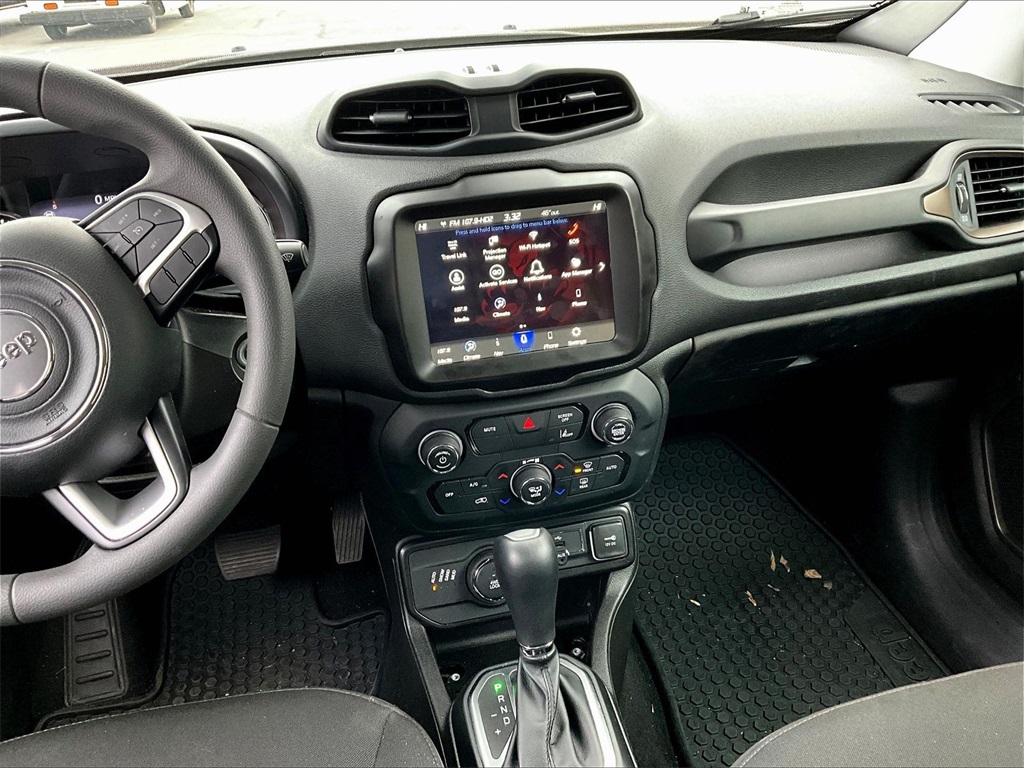 2023 Jeep Renegade  - Photo 18