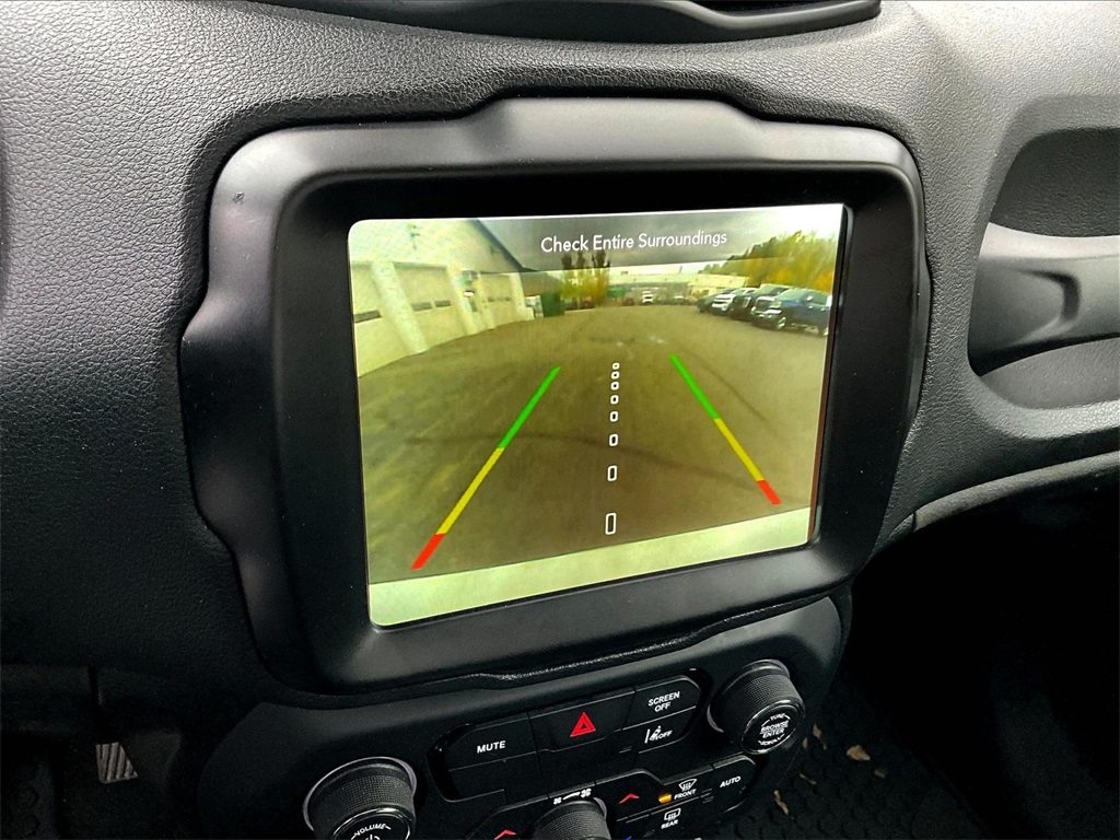 2023 Jeep Renegade  - Photo 19