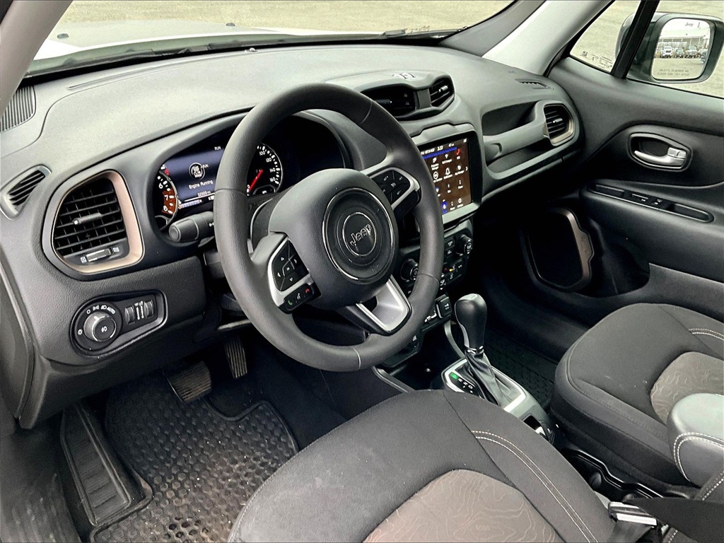 2023 Jeep Renegade  - Photo 8