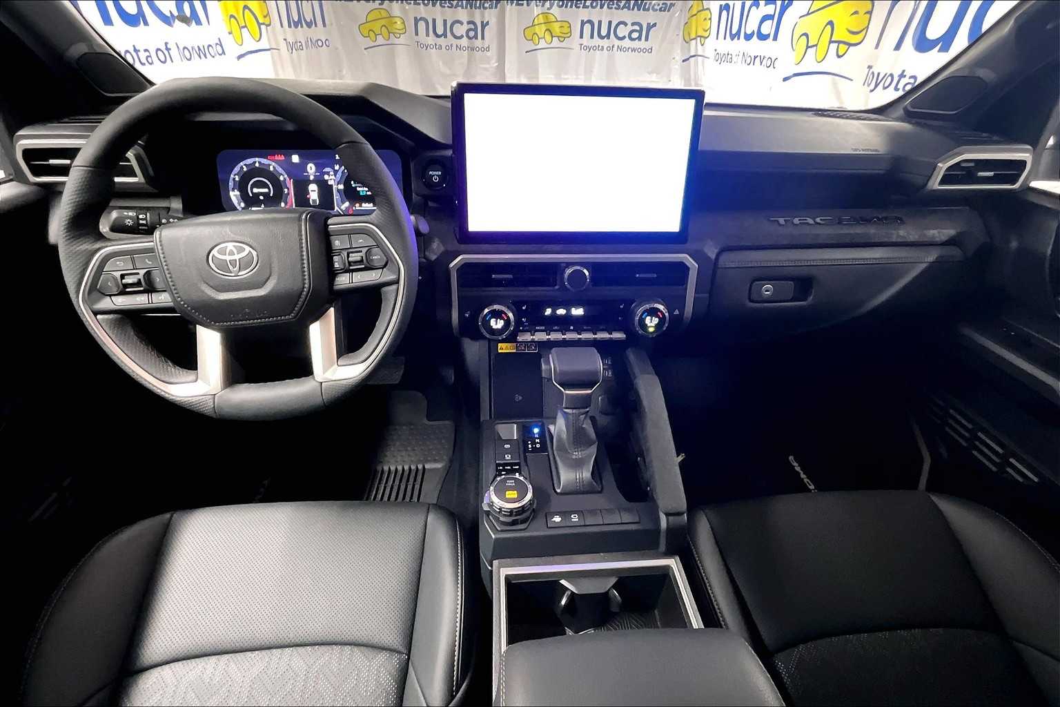 2025 Toyota Tacoma Limited Hybrid - Photo 12