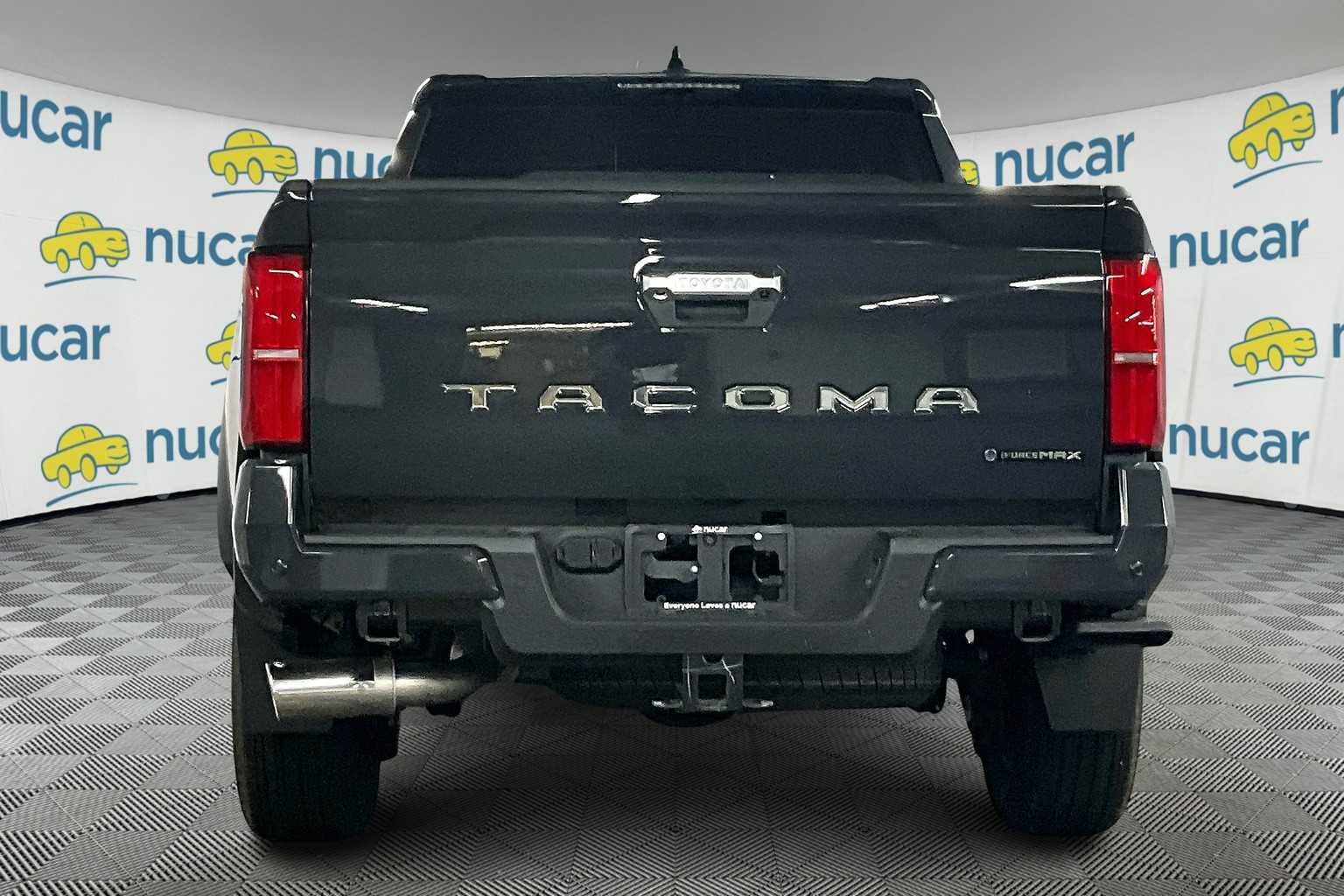2025 Toyota Tacoma Limited Hybrid - Photo 6