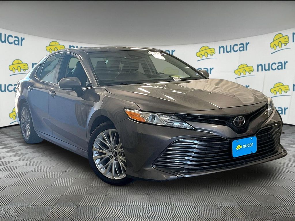 2019 Toyota Camry XLE