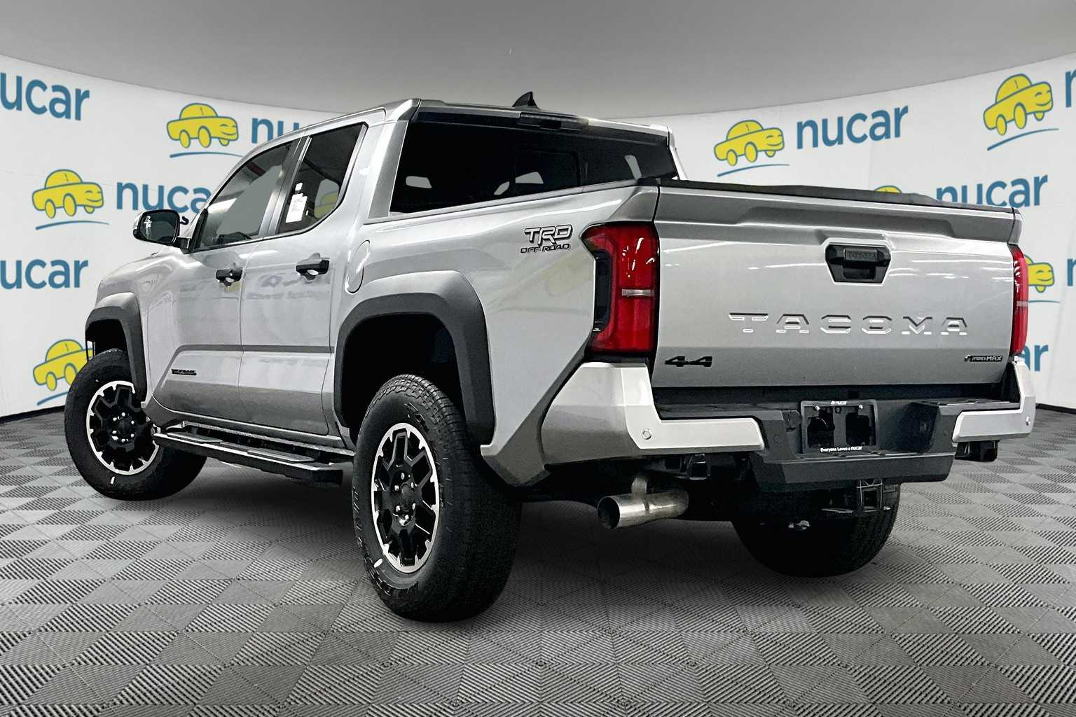 2025 Toyota Tacoma TRD Off Road Hybrid - Photo 5