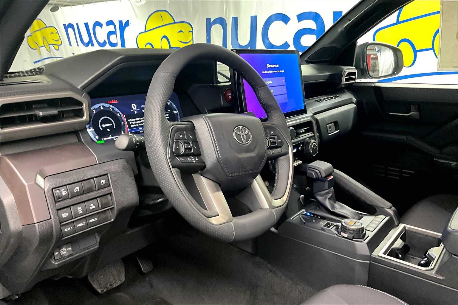 2025 Toyota Tacoma TRD Off Road Hybrid - Photo 9