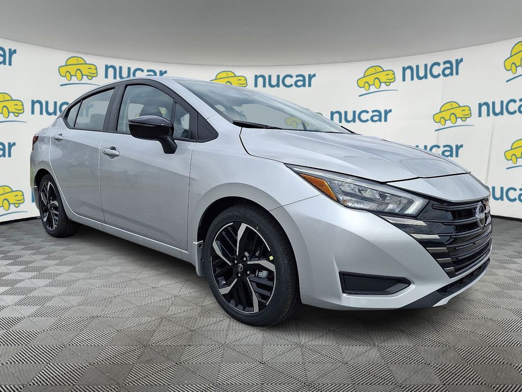 2025 Nissan Versa 1.6 SR