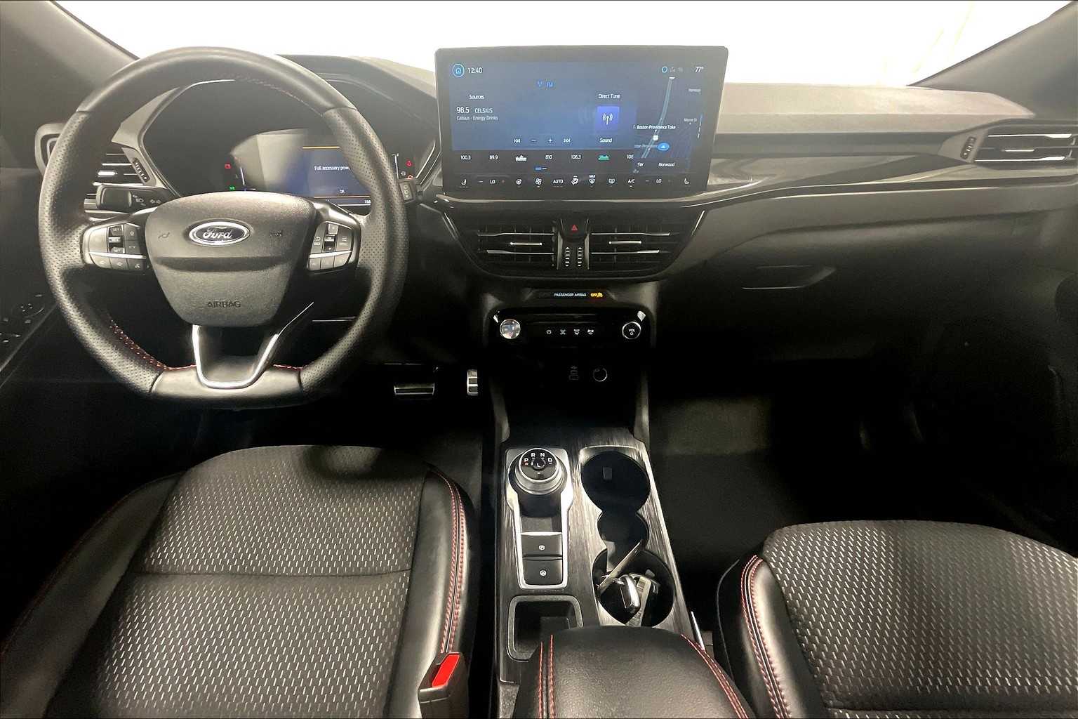 2024 Ford Escape ST-Line Select - Photo 21