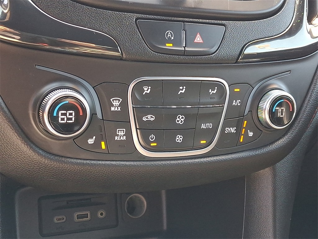 2022 Chevrolet Equinox RS - Photo 17
