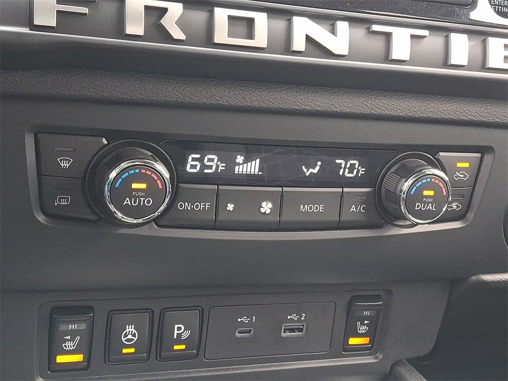 2026 Nissan Frontier SV - Photo 11