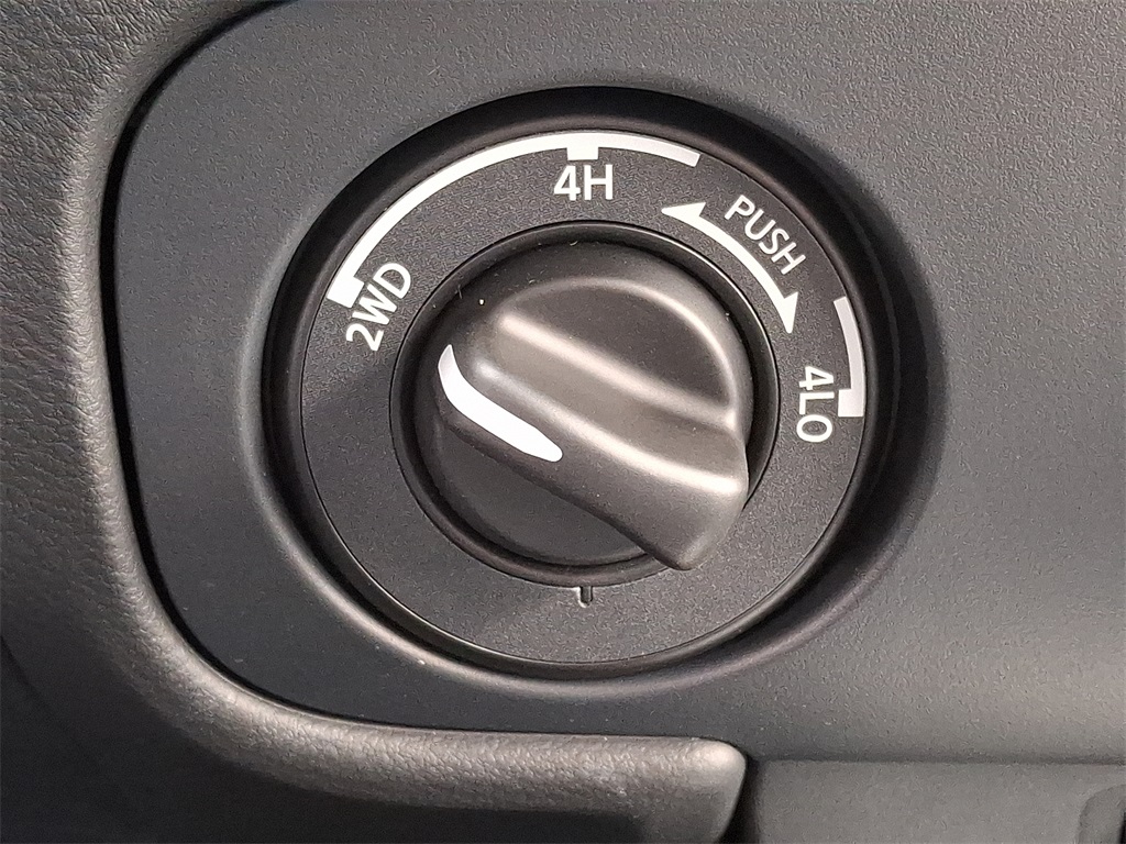 2026 Nissan Frontier SV - Photo 15