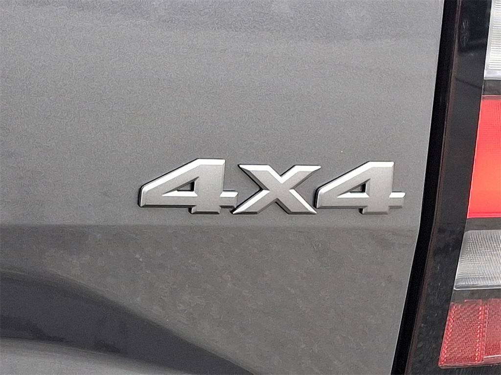 2026 Nissan Frontier SV - Photo 19