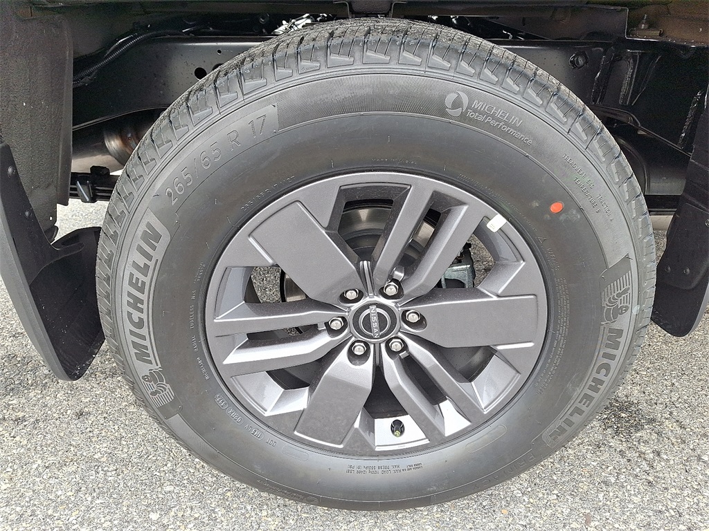 2026 Nissan Frontier SV - Photo 5
