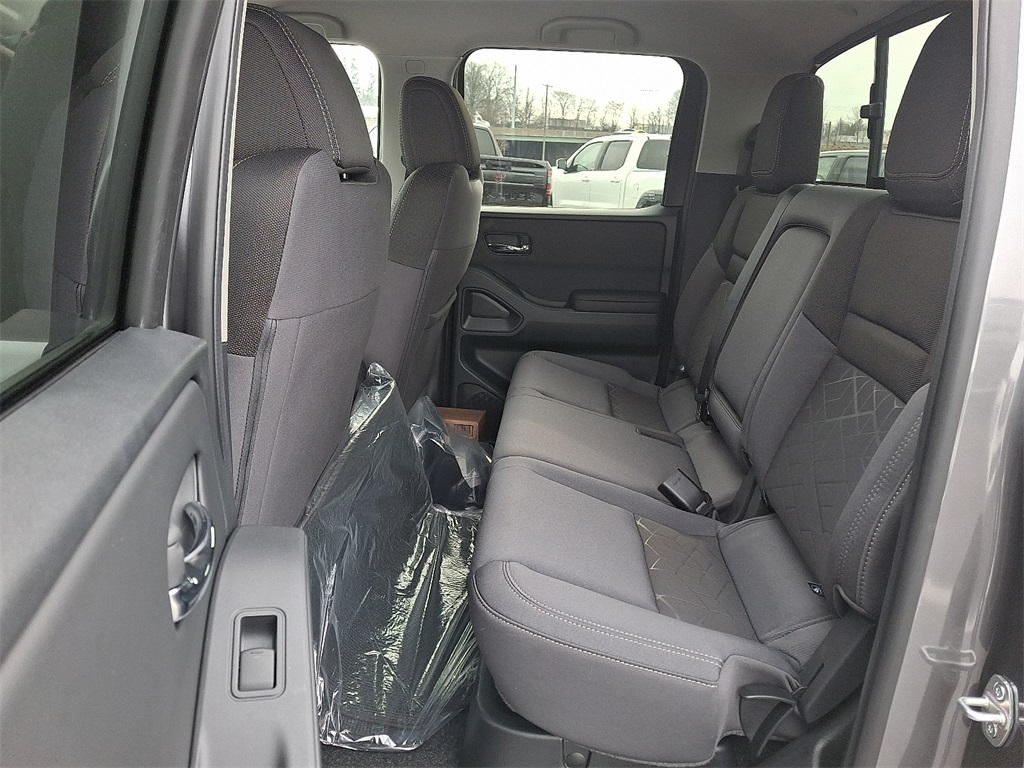 2026 Nissan Frontier SV - Photo 6
