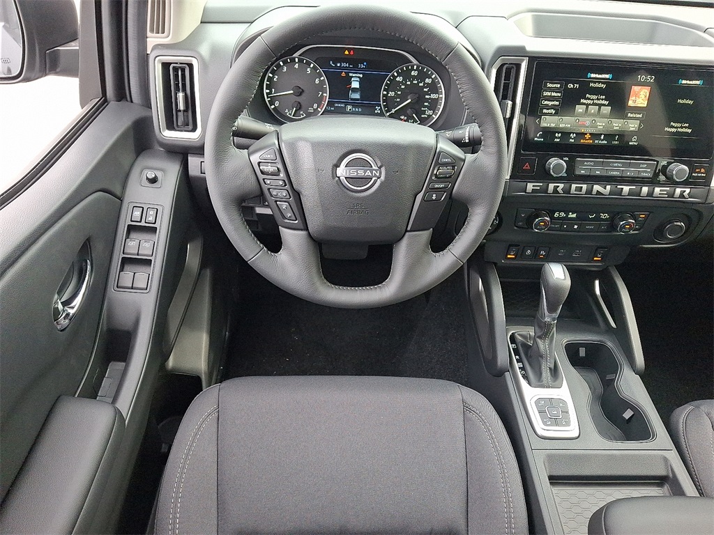 2026 Nissan Frontier SV - Photo 7