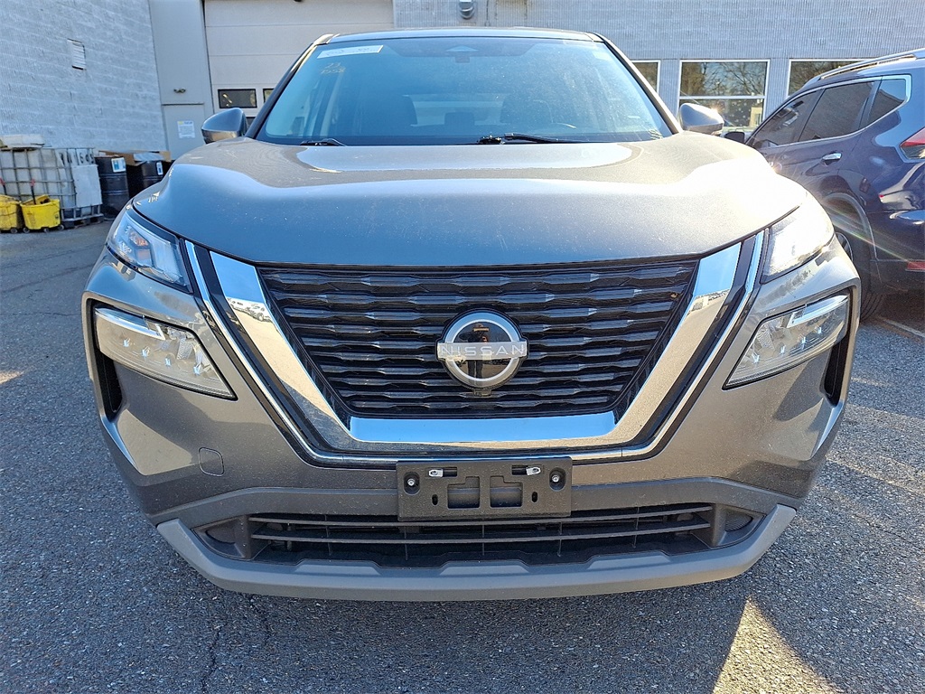 2023 Nissan Rogue SV - Photo 2