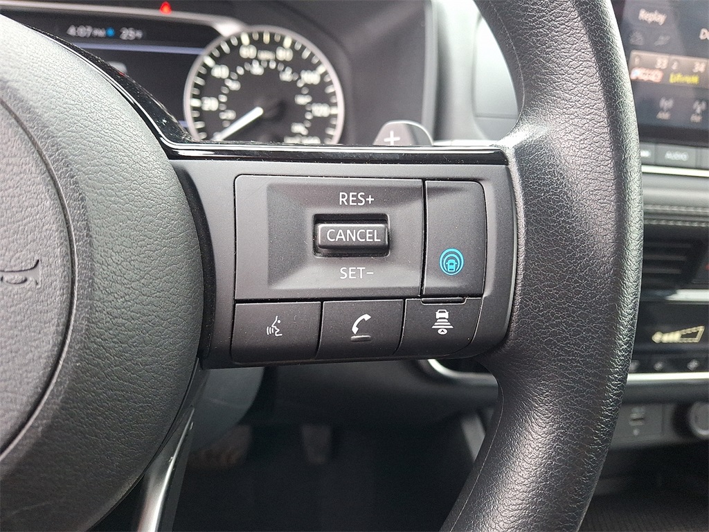 2023 Nissan Rogue SV - Photo 21