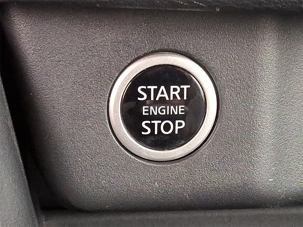 2023 Nissan Rogue SV - Photo 23