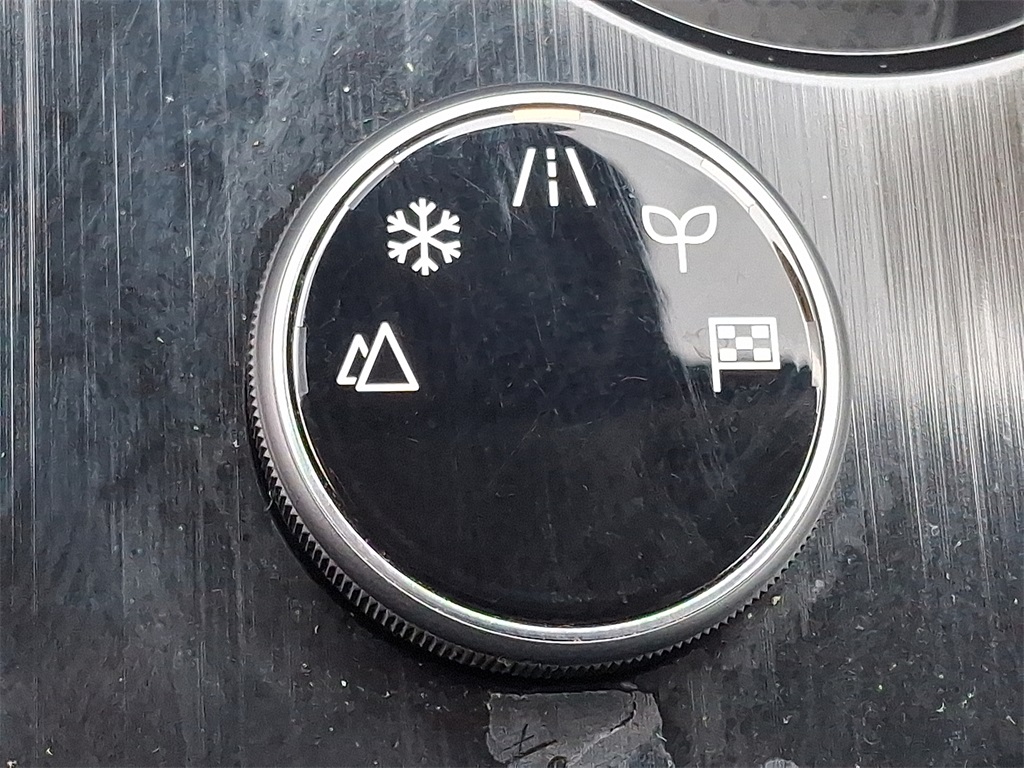 2023 Nissan Rogue SV - Photo 24