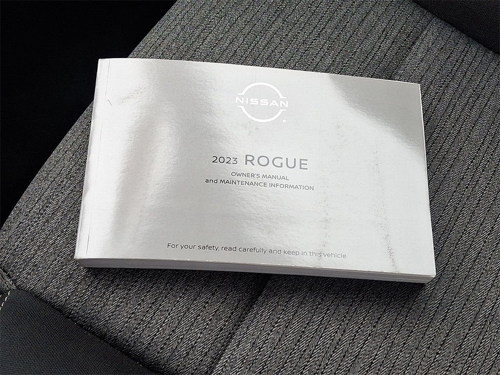 2023 Nissan Rogue SV - Photo 27