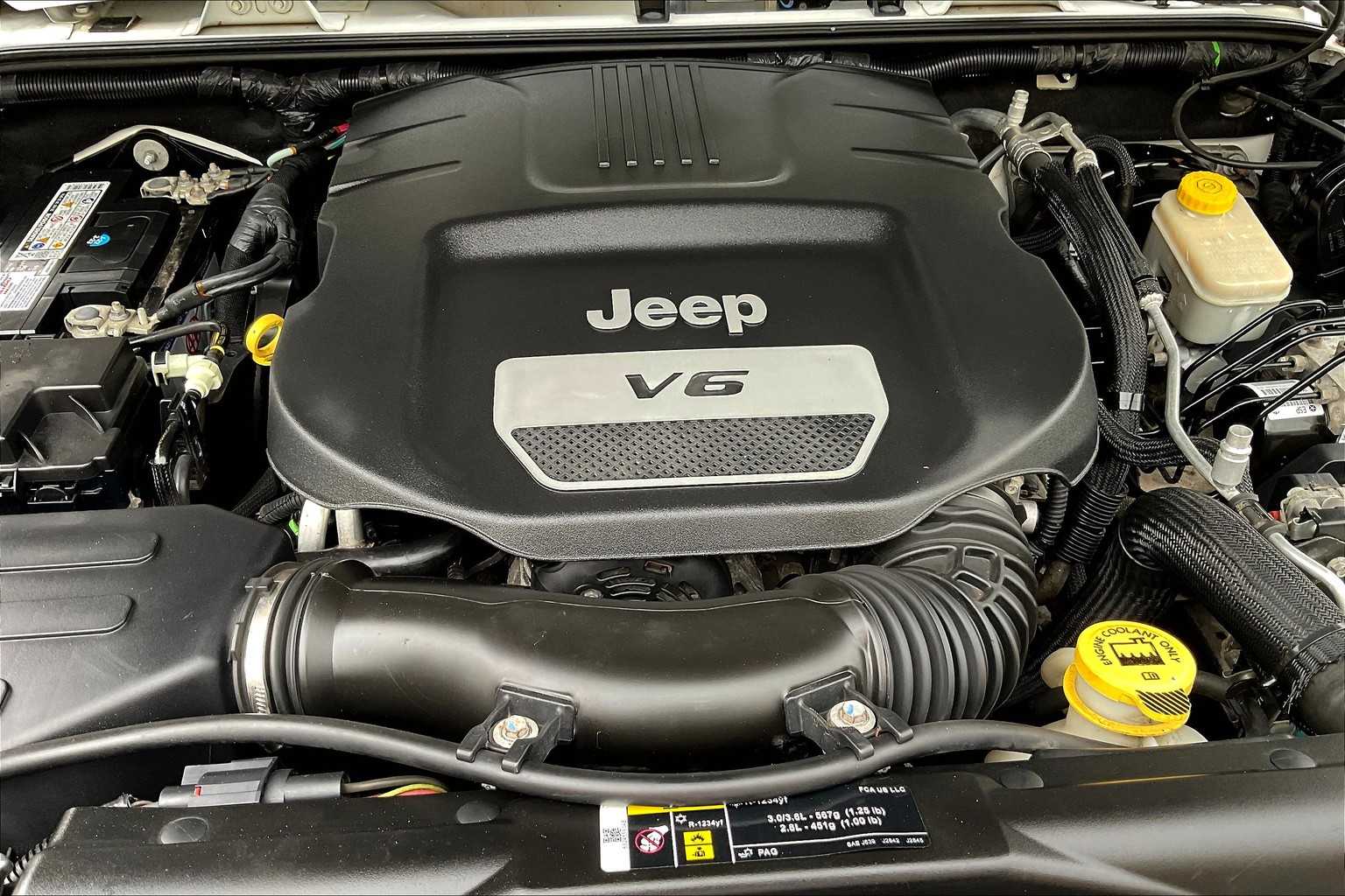 2017 Jeep Wrangler Sahara - Photo 24