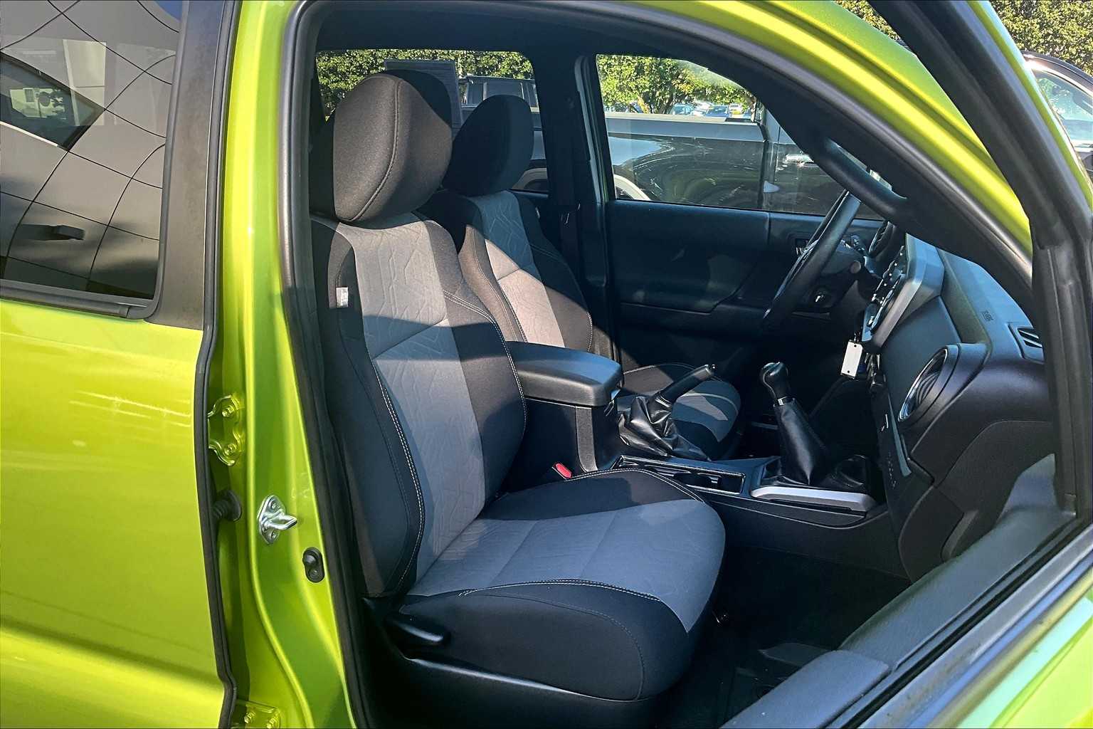 2023 Toyota Tacoma TRD Sport - Photo 11