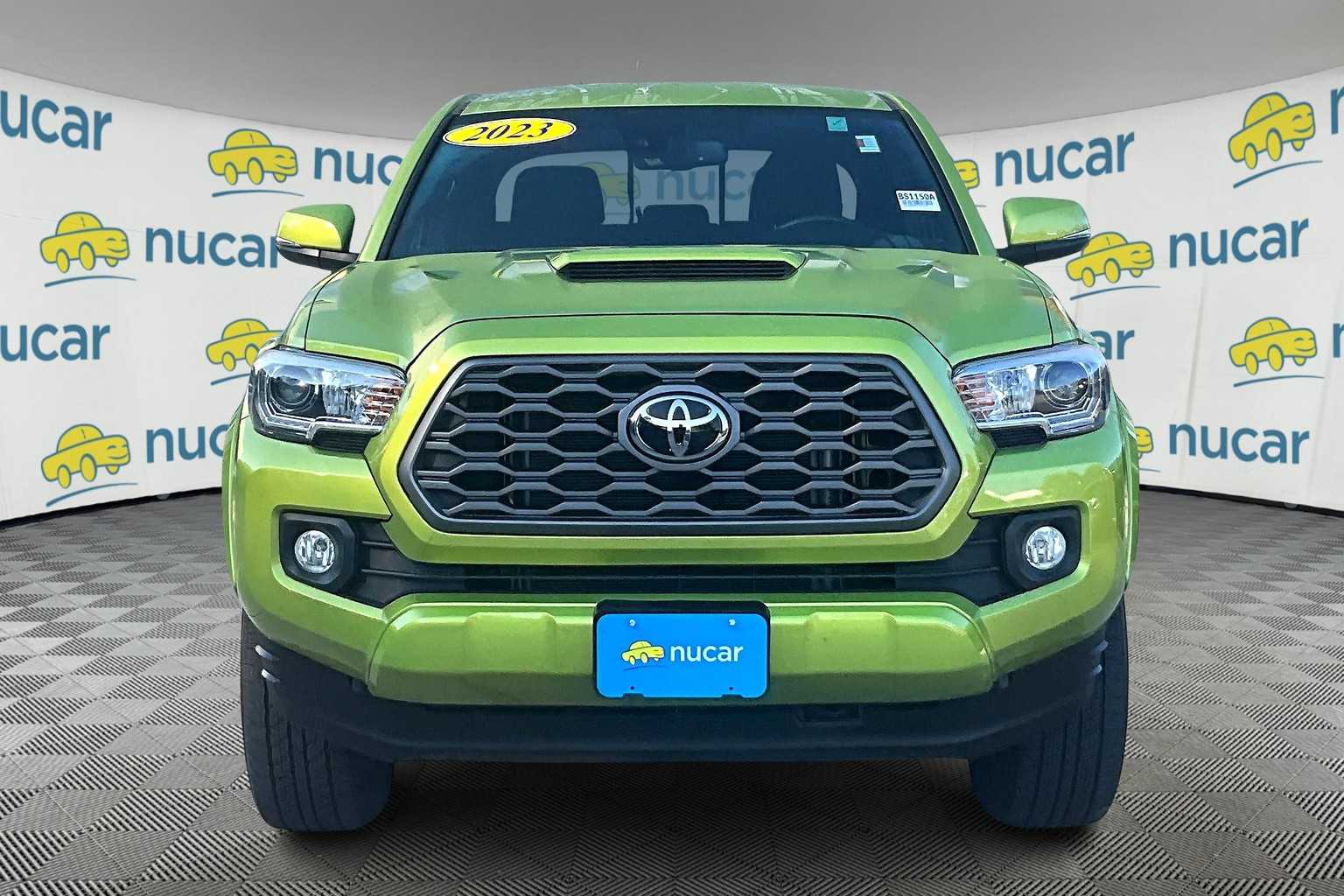 2023 Toyota Tacoma TRD Sport - Photo 2