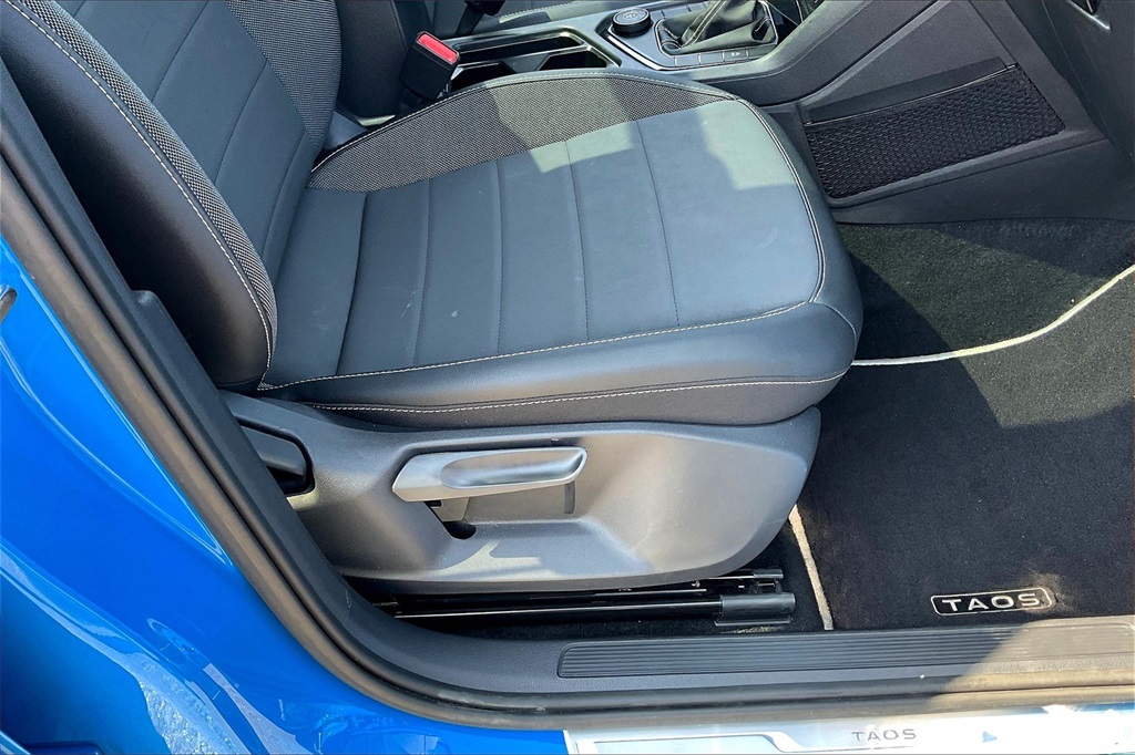 2023 Volkswagen Taos 1.5T SE - Photo 36