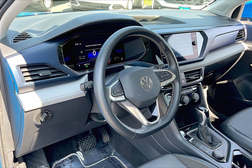 2023 Volkswagen Taos 1.5T SE - Photo 8