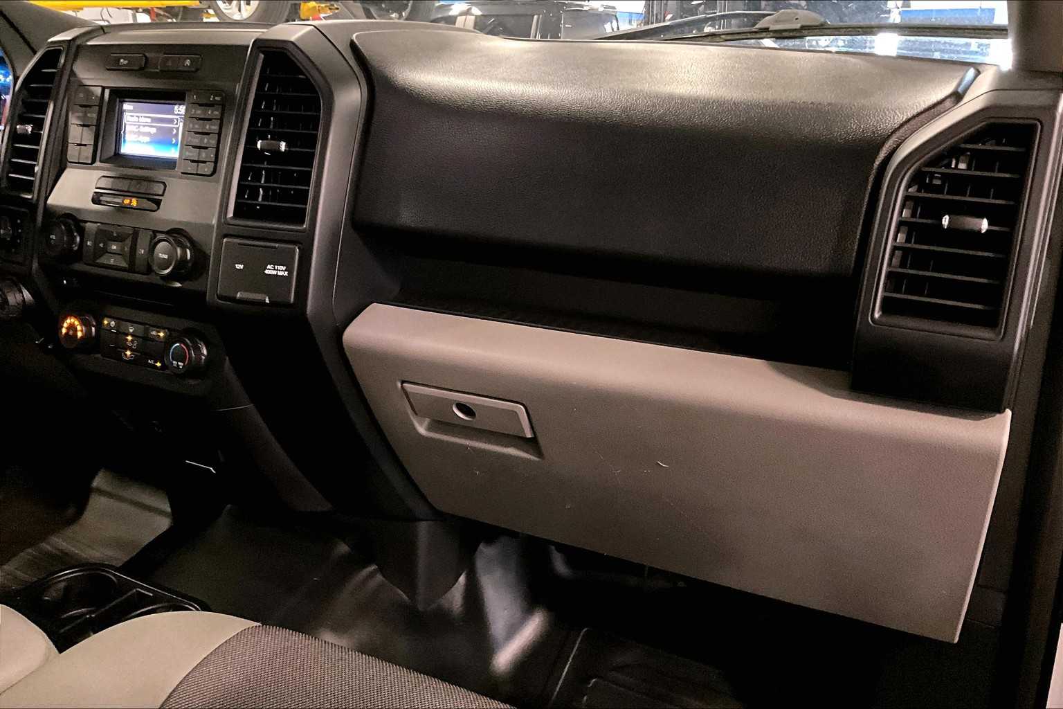 2017 Ford F-150 XL - Photo 13