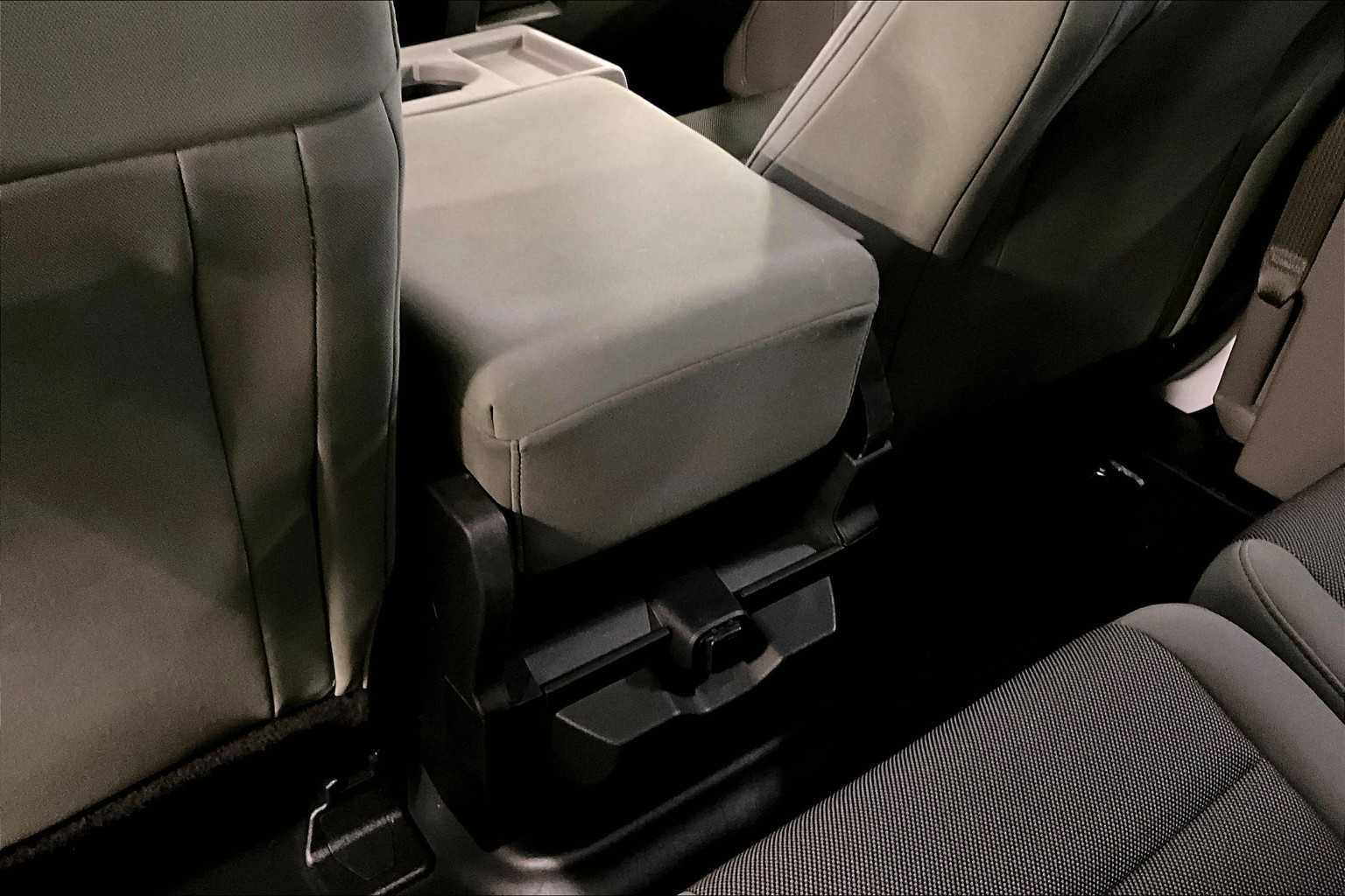 2017 Ford F-150 XL - Photo 28