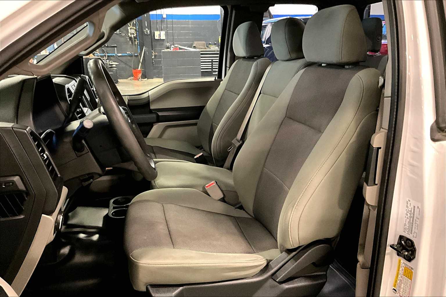 2017 Ford F-150 XL - Photo 10