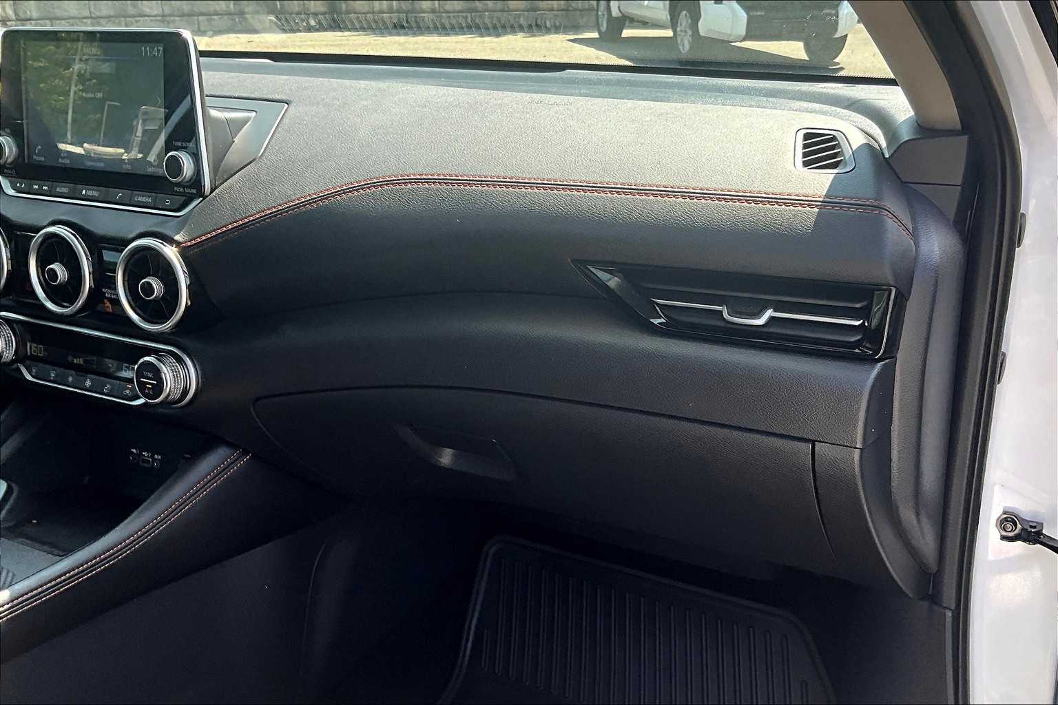 2021 Nissan Sentra SR - Photo 13