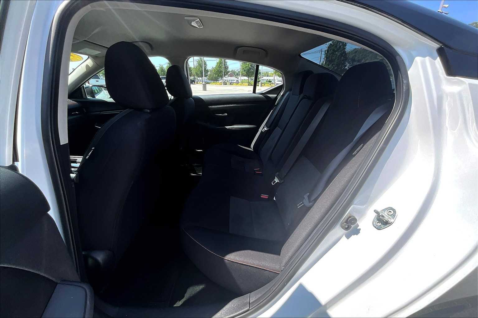 2021 Nissan Sentra SR - Photo 15
