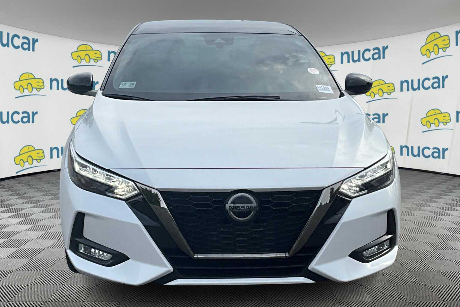 2021 Nissan Sentra SR - Photo 2