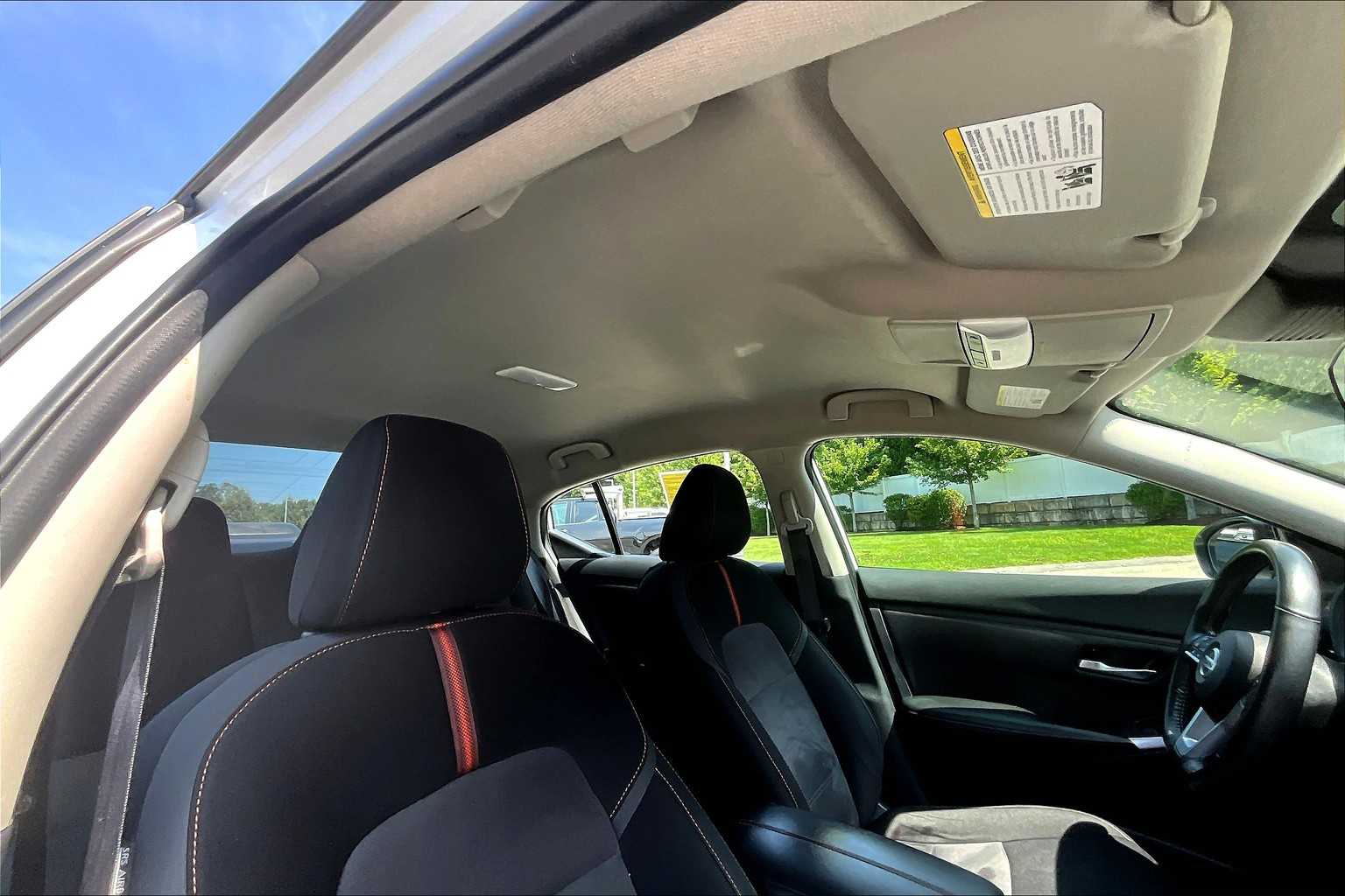 2021 Nissan Sentra SR - Photo 22