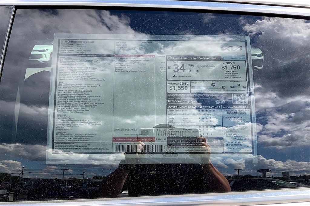 2025 Kia Sorento Hybrid EX - Photo 17