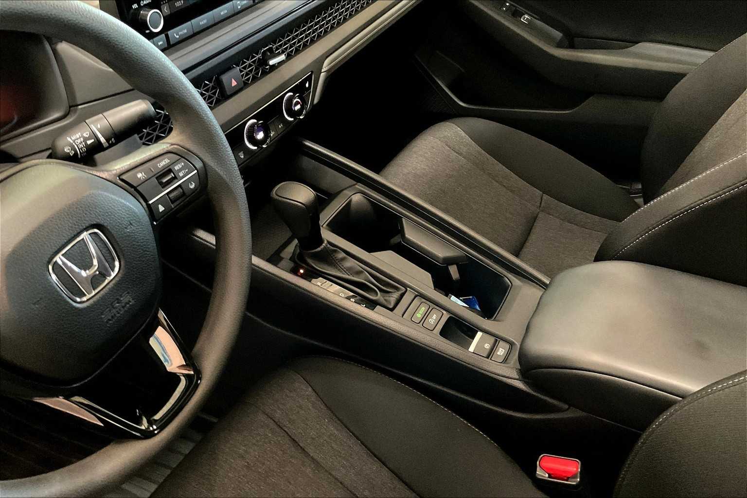 2024 Honda Accord EX - Photo 20