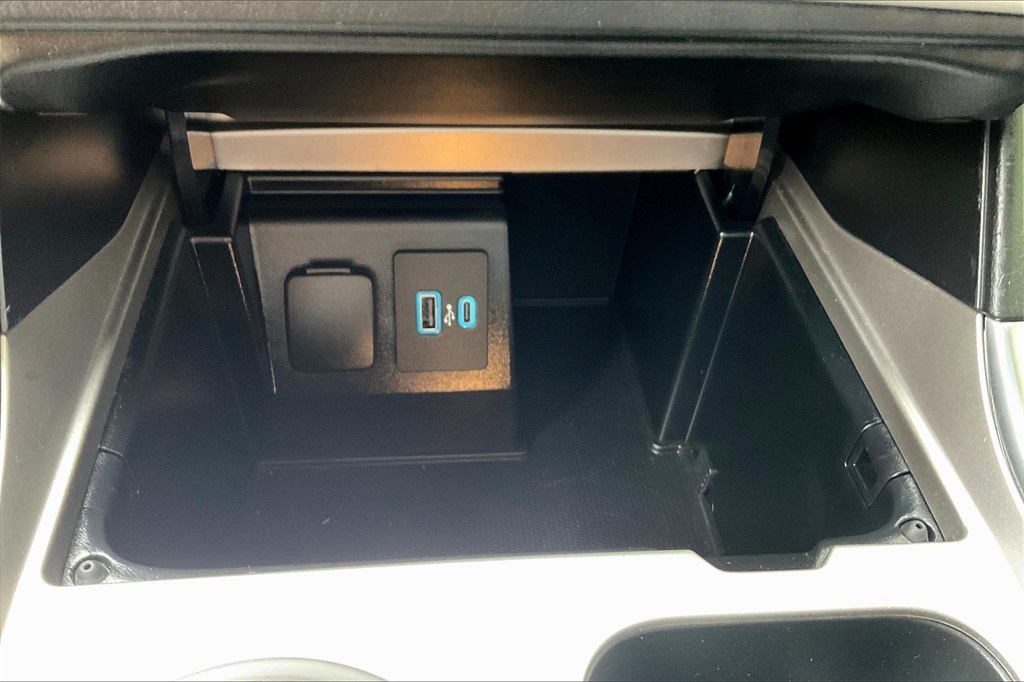 2020 Ford Explorer XLT - Photo 12