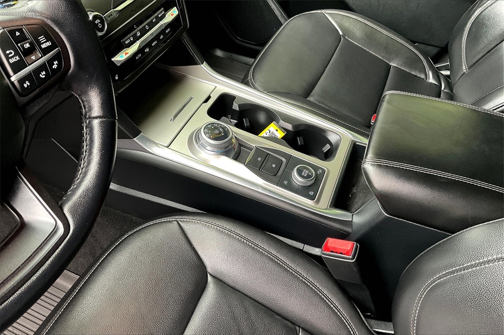 2020 Ford Explorer XLT - Photo 21