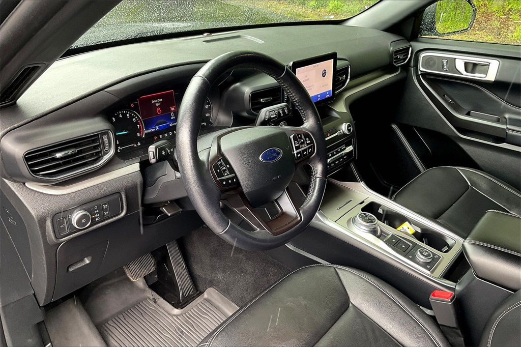 2020 Ford Explorer XLT - Photo 8